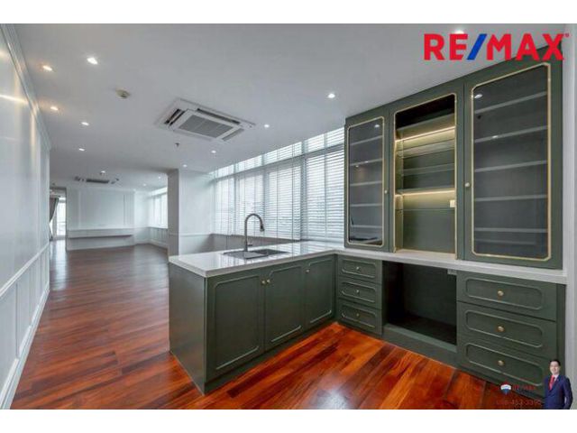 (New Listing!) The Height Thonglor Sukhumvit 55 (1 ห้องนอน ขนาดใหญ่ อารมณ์แบบ Penthouse เป็นชั้นที่ มีเพียง 2 ห้อง