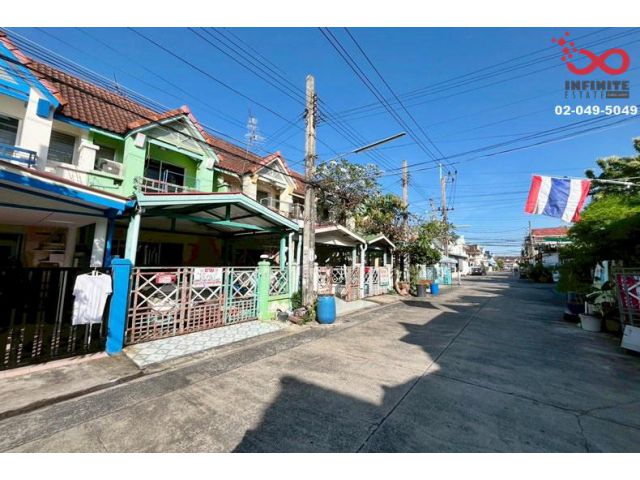 ขายทาวน์เฮาส์ 2ชั้น 16ตรว. พูนสินธานี 3 เคหะร่มเกล้า 64