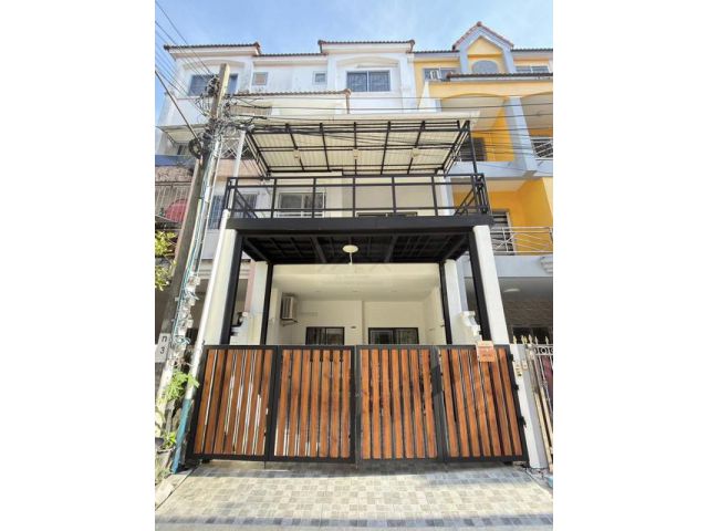 ให้เช่าทาวน์โฮม 4 ชั้น 180ตรม. ซิตี้พาร์ค พัฒนาการ38 เฟอร์พร้อมอย