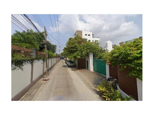 ขายที่ดินเปล่าทำเลศักยภาพ “ลาดพร้าว ซอย 3” เข้าออกได้หลายเส้นทาง เดินทางสบาย ใกล้เมือง ใกล้รถไฟฟ้า