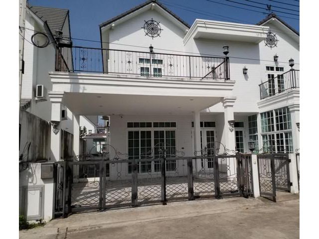 ขายบ้านแฝดมือสองเมืองชลบุรี    โครงการอุ่นไอรัก โคเวนทรี่ ชลบุรี