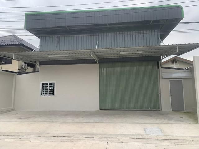 เช่าโกดัง  บางกระดี่ ซอย 8 แขวงแสมดำ เขตบางขุนเทียน  กรุงเทพ