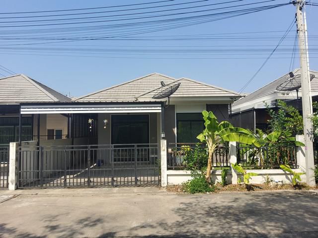 ขายบ้านแฝดมือสองศรีราชา โครงการเดอะ เซ็นทรัล ทาวน์ บึง-ศรีราชา ช