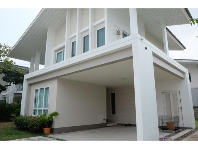 ขาย/เช่า บ้านเดี่ยว 2ชั้น Habitia Motif Panyaintra 105 ตร.ว