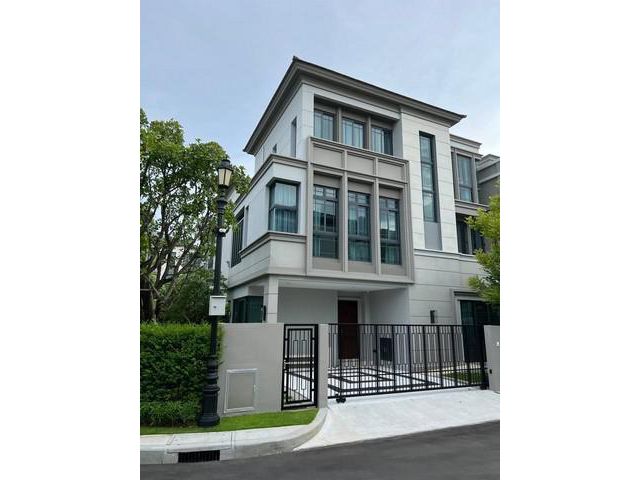 PB5908ให้เช่า บ้านเดี่ยว 3 ชั้น หลังมุม โครงการTHE SONNE ศรีนครินทร์-บางนา ซอยเฉลิมพระเกียรติ ร.9 ซอย28 ใกล้สวนหลวง