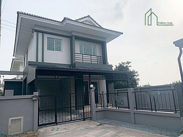 บ้านแฝด 2 ชั้น 41.5 ตรว. หมู่บ้านแลนซีโอ คลิป อ่อนนุช-สุววรณภูมิ ถนนประชาพัฒนา ลาดกระบัง