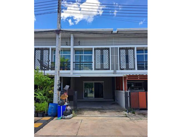 ขายทาวน์เฮ้าส์มือสองพานทอง   โครงการพลีซีโอ พลัส วัน ชลบุรี