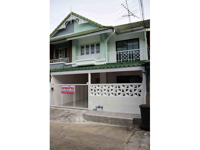 เครดิตดีมีเงินทอน!! ทาวน์โฮม 2 ชั้น รีโนเวทใหม่ทั้งหลัง ม.บ้านพฤกษา 12 รังสิต-คลอง 3 ใกล้บิ๊กซี ฟิวเจอร์ ทางด่วนฯ