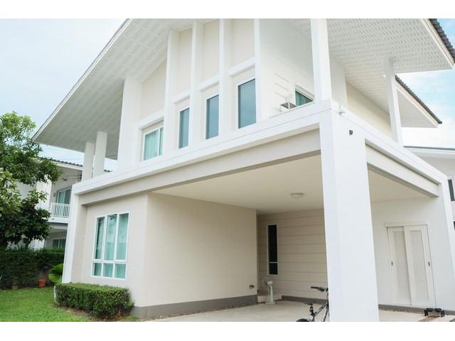 P48  ขายและให้เช่าบ้านเดี่ยว 2ชั้น  หมู่บ้าน ฮาบิเทีย โมทีฟ ปัญญาอินทรา ถนนปัญญาอินทรา  คลองสามวา