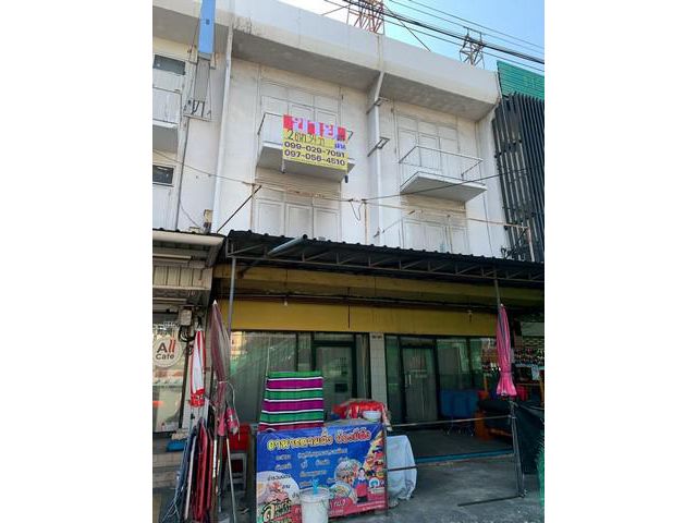 อาคารพาณิชย์ทำเลทอง 2 คูหา รามอินทรา กม.7  ติดแนวรถไฟฟ้าสายสีชมพู