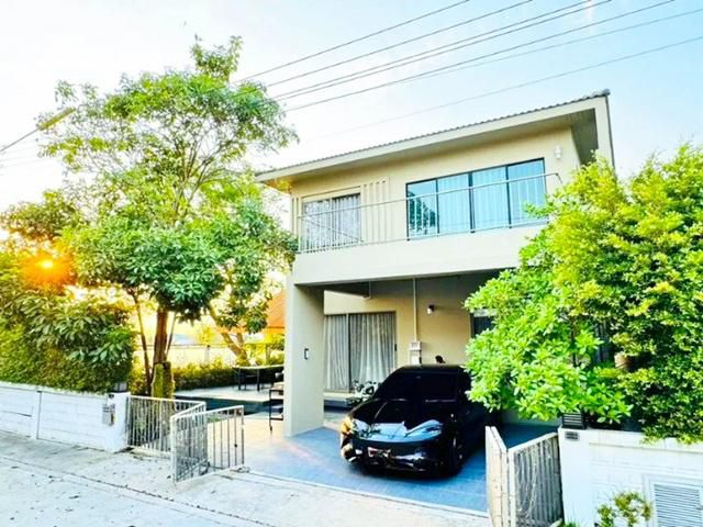 รร.จันทร์เจริญ 800 ม. บางนา-ตราดกม.42 บางปะกง ฉะเชิงเทรา  4 นอน