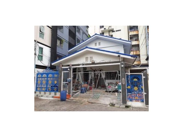 ให้เช่าบ้านเดี่ยว2ชั้นรัชดาภิเษก7มี4นอน3น้้ำ1ทำงานแอร์เฟอร์ครบเช่