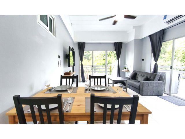 2 bedroom beach condo for sale - price 2,500,000 THB