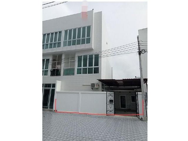 ขายทาวน์เฮ้าส์มือสองเมืองชลบุรี   โครงการบ้านอุ่นไอรัก เวโรน่า ชล