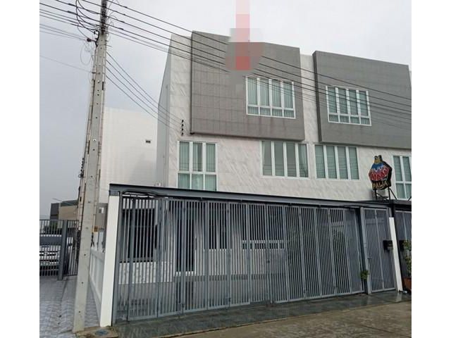 ขายทาวน์เฮ้าส์มือสองเมืองชลบุรี   โครงการบ้านอุ่นไอรัก เวโรน่า ชล