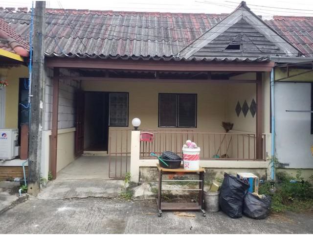 ขายทาวน์เฮ้าส์มือสอง     อำเภอสัตหีบ  ชลบุรี