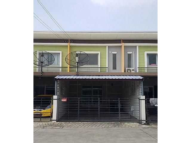 ขายทาวน์เฮ้าส์มือสองพานทอง    โครงการแฟมิลี่ซิตี้ พานทอง 2 ชลบุรี