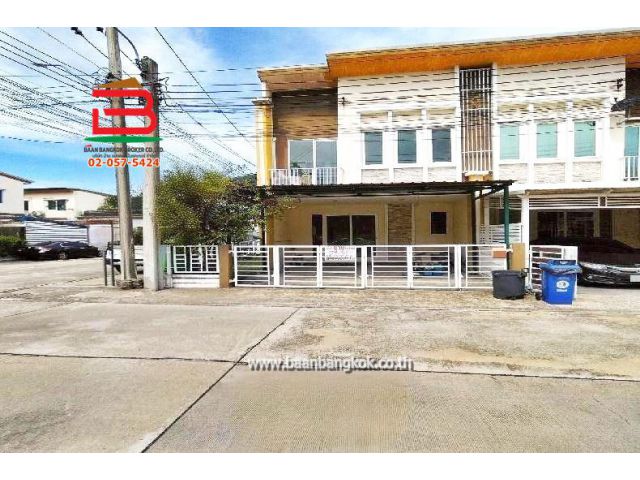 ทาวน์โฮม หลังมุม โกลเด้นทาวน์ วัชรพล-สุขาภิบาล 5 เนื้อที่ 31 ตรว. ใกล้บิ๊กซี สุขาภิบาล 5 ถนนสุขาภิบาล 5 แขวงออเงิน เขตสายไหม