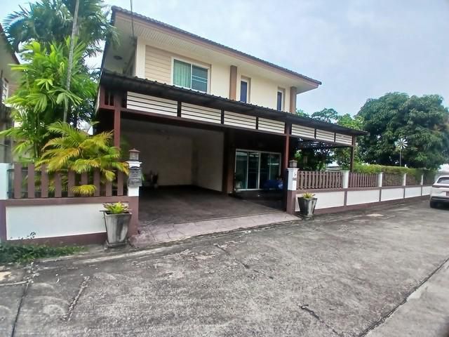 ขายบ้านเดี่ยว 2 ชั้น ในเขตห้วยกะปิ อ.เมือง จ. ชลบุรี ( หลังริม )