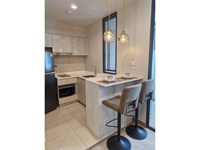 Life One Wireless 26th floor