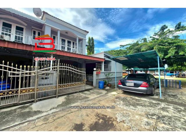 ทาวน์เฮาส์ หมู่บ้านบางใหญ่ซิตี้ (ซอย15) เนื้อที่ 18 ตร.ว. ใกล้ตลาดบางใหญ่ ตำบลเสาธงหิน อำเภอบางใหญ่ นนทบุรี