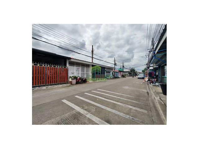 ขายทาวน์เฮ้าส์ หมู่บ้านบูรพาวิลล่า16 ดอนเมือง เนื้อที่ 20 ตร.ว ต่อเติมครบ ทำเลดี ราคาต่อรองได้