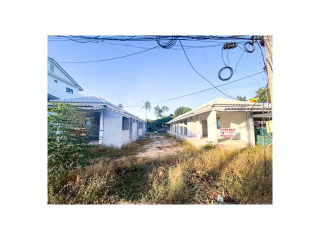 Commercial space and building for rent on the main ring road