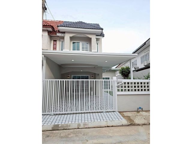 หมู่บ้านกานต์มณี