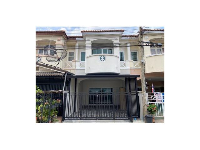 ขาย ทาวน์เฮ้าส์ 2 ชั้น หมู่บ้านร่มโพธิ์ เนื้อที่ 20 ตร.ว. อ.บางบัวทอง จ.นนทบุรี