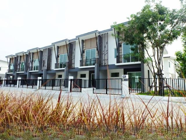 ให้เช่าทาวน์โฮม 2 ชั้น 3 นอนซ.กันตนา-วงแ ทำเลดี รพ.บางใหญ่ 400 ม.