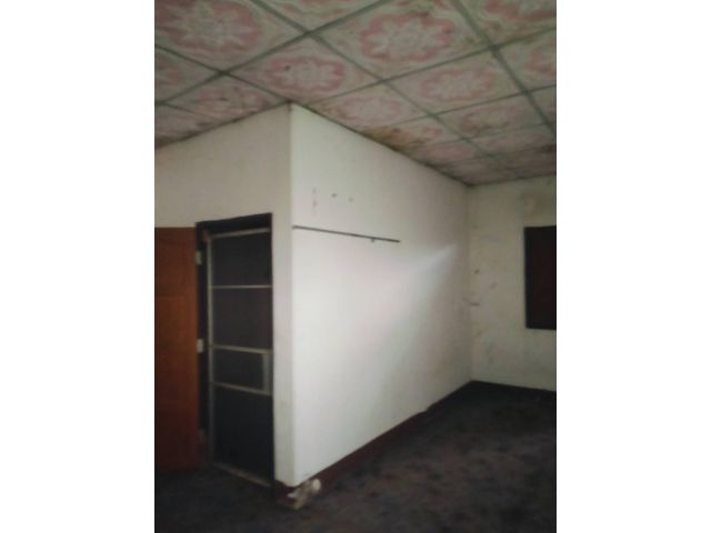 บ้านพร้อมที่ดินแม่ทะ1ไร่แบ่งขายมีบ้านติดถนนลายางมอเห็นทิวเขามีไฟ้ามีน้ำประปาไลโรงยาบาลกล้สถานนีตรวจไกล้เซเว่นห่างสี่กิโล