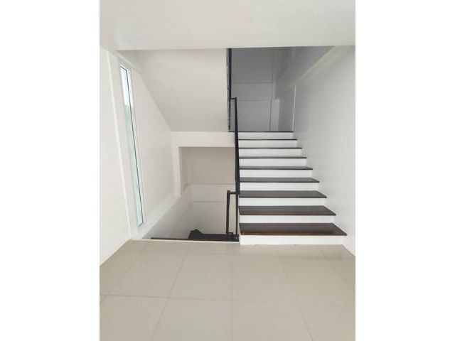 P1655 ให้เช่า ทาวน์โฮม 4 ชั้น ใกล้แฟชั่นไอแลนส์ MRTวงแหวนรามอินทร