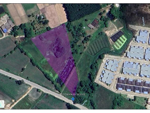 ขายที่ดินเปล่า 4 ไร่ 2 งาน 71 ตารางวา ทำเลดี เดินทางสะดวก ติดถนนสาธารณะ ต.หนองตำลึง อ.พานทอง จ.ชลบุรี