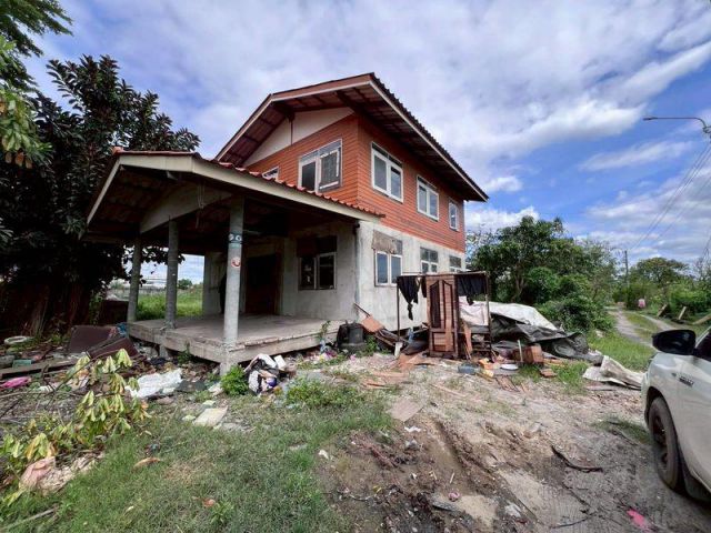 ขายบ้านพร้อมที่ดิน แขวงลำผักชี เขตหนองจอก กทม.