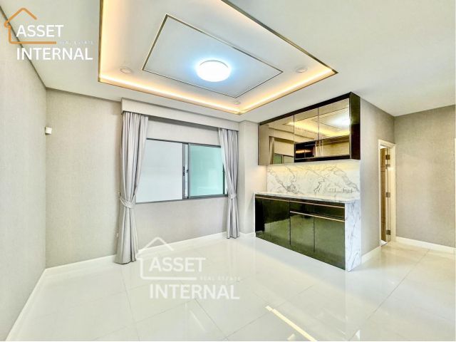 ️ขายบ้านเดี่ยว 2 ชั้น หมู่บ้าน เพอร์เฟคเพลส รังสิต - ทางด่วนบางพูน หลังมุม เนื้อที่ 56.3 ตารางวา 3 ห้องนอน