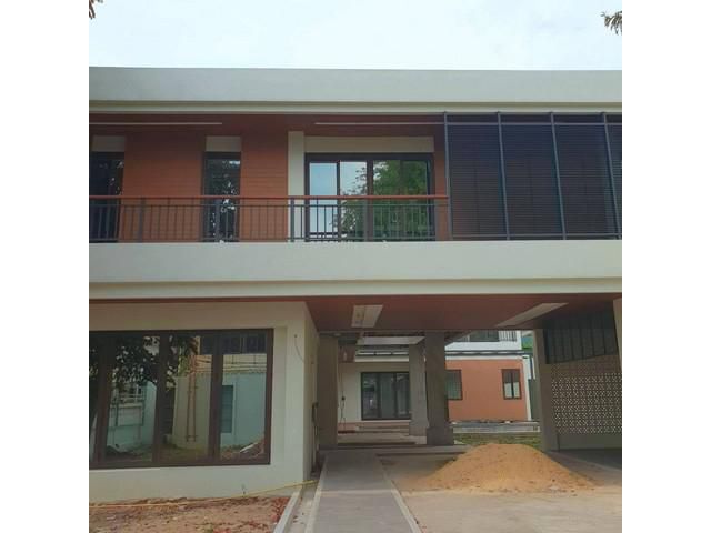 Luxury Pool Villa – อินทามระ 41 ที่ดินใหญ่ 229 ตร.ว.