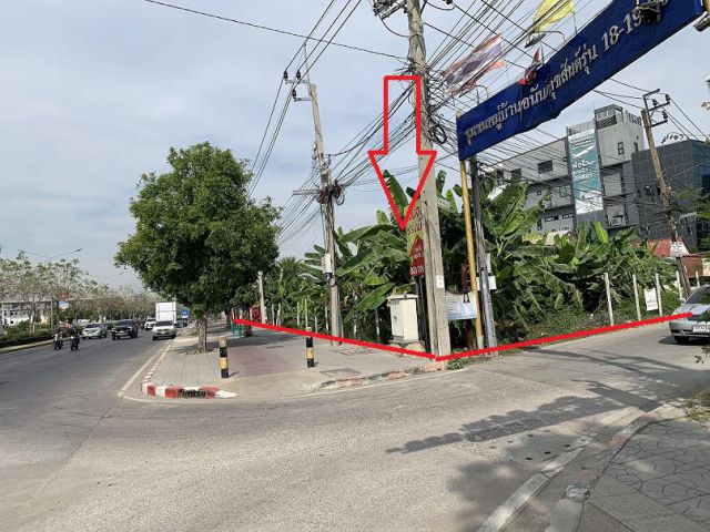 ขายที่ดิน ซ.เทพรักษ์ 49 ริมถนนเทพรักษ์ ขนาด 185 ตารางวา แปลงมุม เหมาะทำร้านอาหาร ร้านกาแฟ