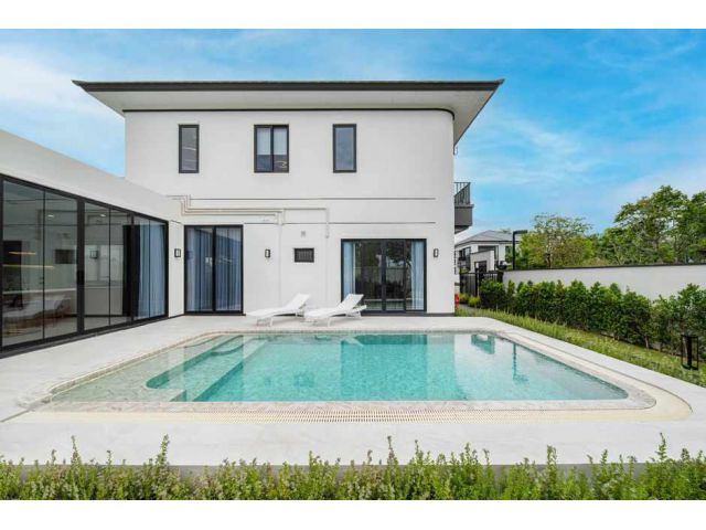H956 ขาย/บ้านพลูวิลล่าให้เช่า บ้านเดี่ยวสไตล์ Luxury Villa ใกล้โรงเรียนนานาชาติชั้นนำในพัทยา