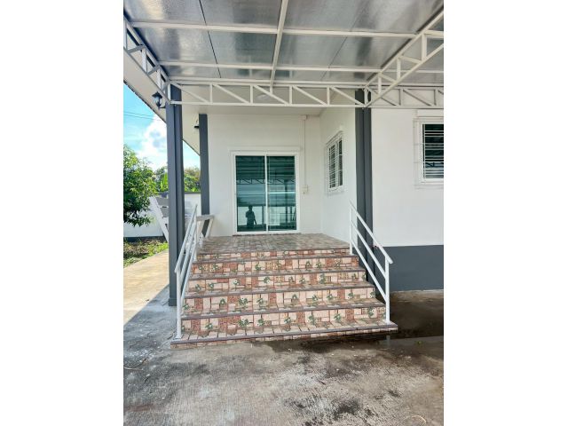 ขายด่วน ที่ดินพร้อมบ้าน พร้อมอยู่ โครงการสวนแก้ว คลอง 11