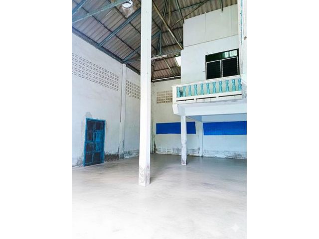 เช่าโกดัง 60 ตร.วา. ตลาดบางบอน5 1.0 กม.ซีเจ มอร์ บางบอน5 800 ม.