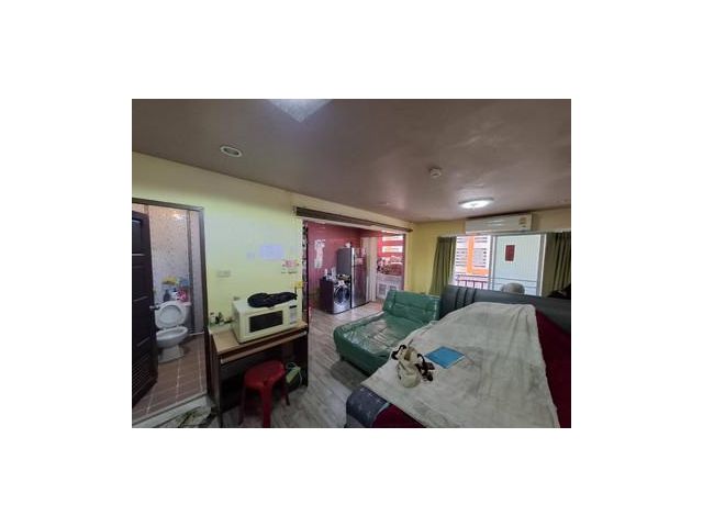 ขายขาดทุน!!! ขายห้องเปล่า คอนโด เจริญกรุงเพลส 33.9 ตร.ม.