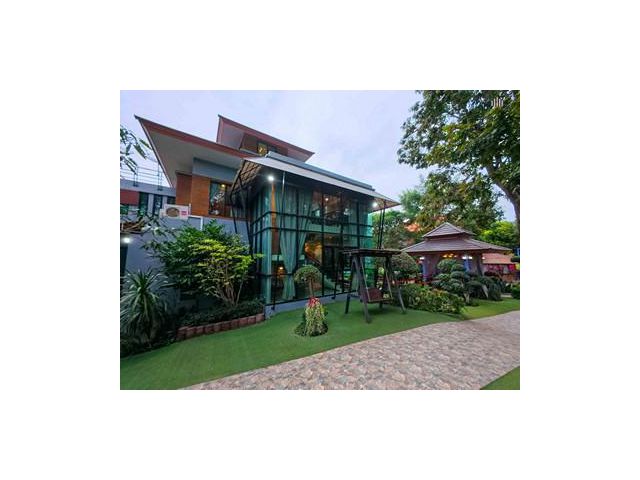 บ้านพักตากอากาศหรู เขาใหญ่ โซนพญาเย็น บนพื้นที่ 1 ไร่ 7 ตร.ว