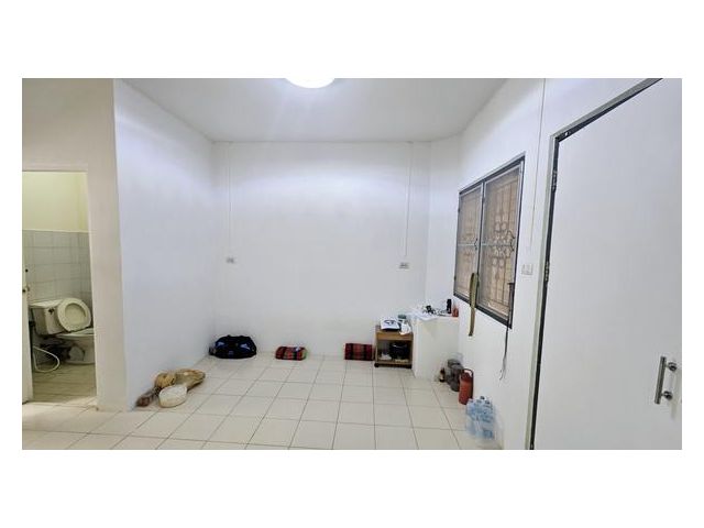 ขายบ้านเอื้ออาทร เสมาฟ้าคราม :: ชั้น 3 ห้องมุม 1 ห้องนอน 1 ห้องน