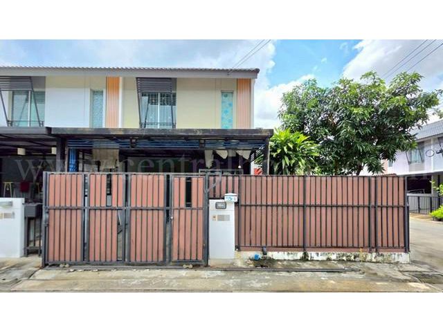 ขายด่วน ทาวน์เฮ้าส์ บ้านพฤกษา 87/2 ศรีนครินทร์ - บางนา หลังมุม