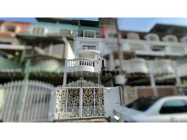 ทาวน์เฮ้าส์ อัศวินการ์เด้น จรัญสนิทวงศ์ 45 อรุณอมรินทร์