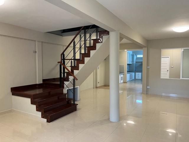 P1662 ขายทาวน์เฮ้าส์ 2 ชั้น ซอยพัฒนาการ 28 ออกพัฒนาการ 20