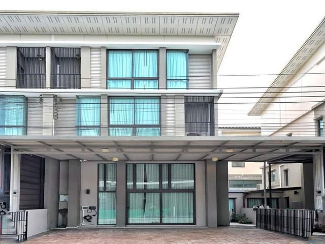 ขาย ทาวน์โฮม 3ชั้น ซอยพัฒนาการ หมู่บ้าน พาทิโอ พระราม 9-พัฒนาการ