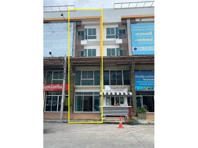 ขายหรือให้เช่าอาคารพาณิชย์ 4 ชั้น ใกล้รถไฟฟ้าแยกราษฎร์พัฒนา