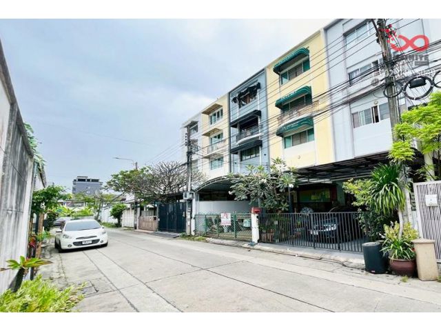 ขายโฮมออฟฟิศ 5ชั้น 30ตรว. รัชดา 36-เสนานิคม 1 ใกล้ BTS MRT