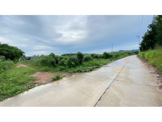 ขายที่ดินเขาคันทรงสีม่วงลาย 10 ไร่ ติดนิคมฯ(WHA)มาบปู ใกล้ถนนเส้น331-500เมตร อ.ศรีราชา ชลบุรี